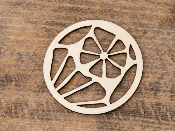 Flower Pebbles | Wooden Coasters – Set of 2