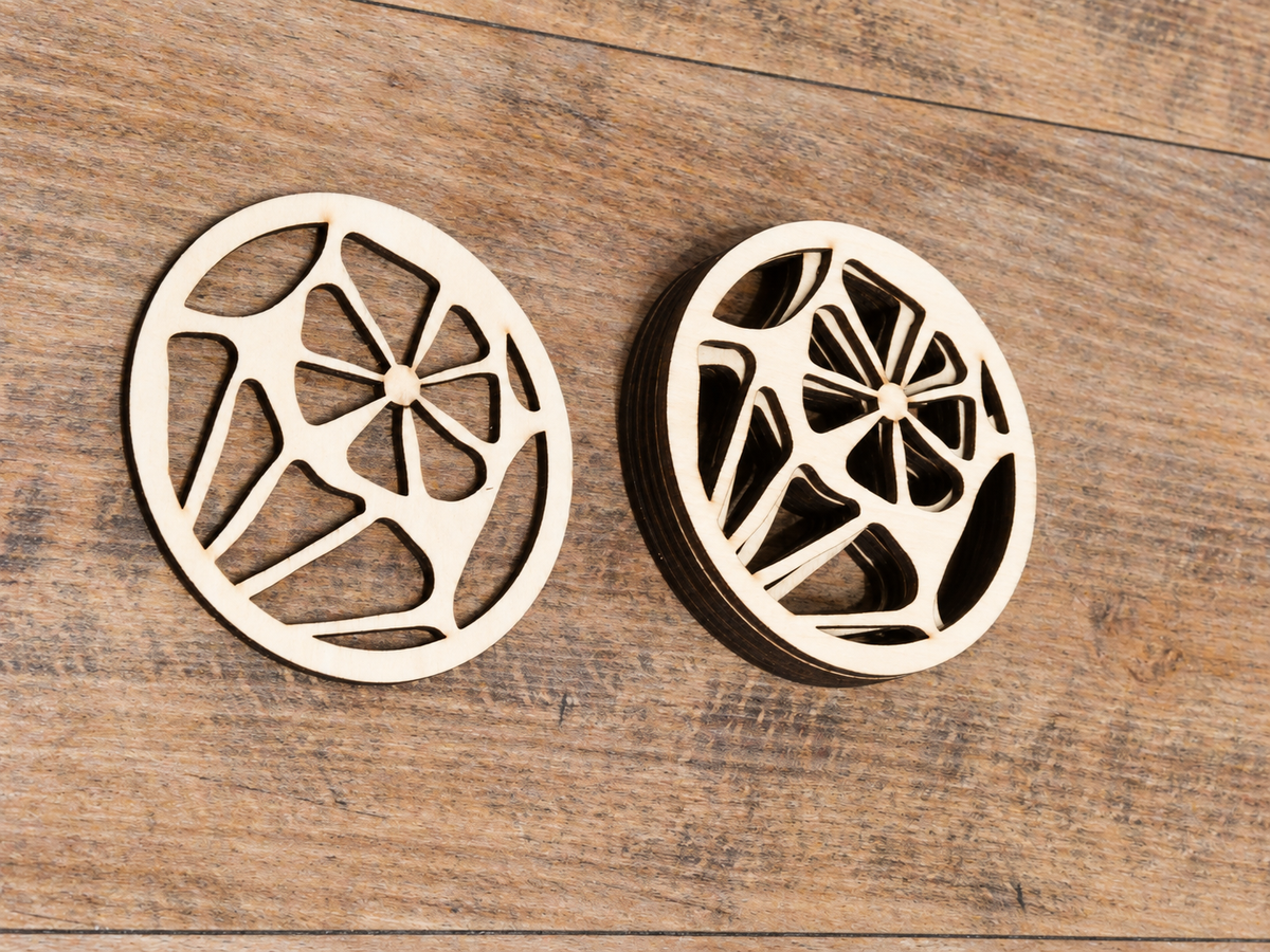 Flower Pebbles | Wooden Coasters – Set of 2