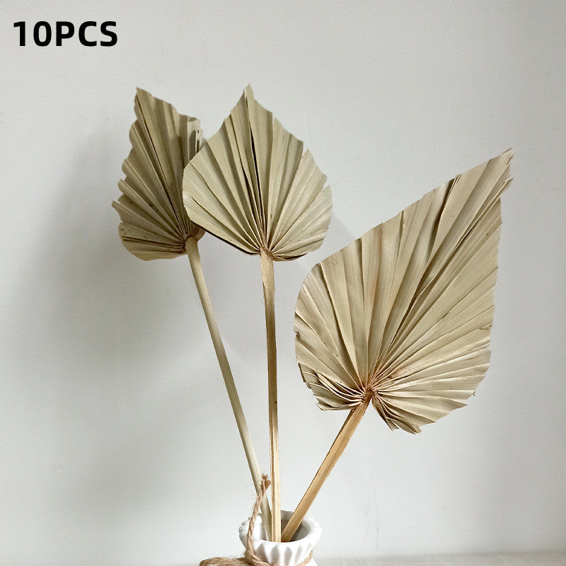 Heart-Shaped Guanyin Fan Decorative Leaves