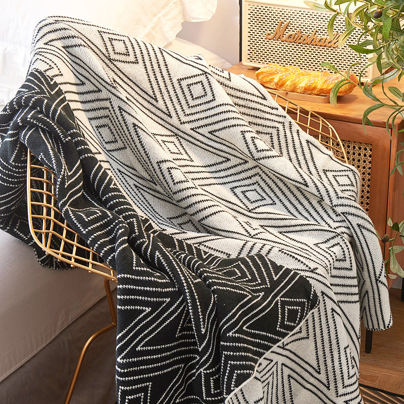 In Style Black White and Grey Knitted Blanket