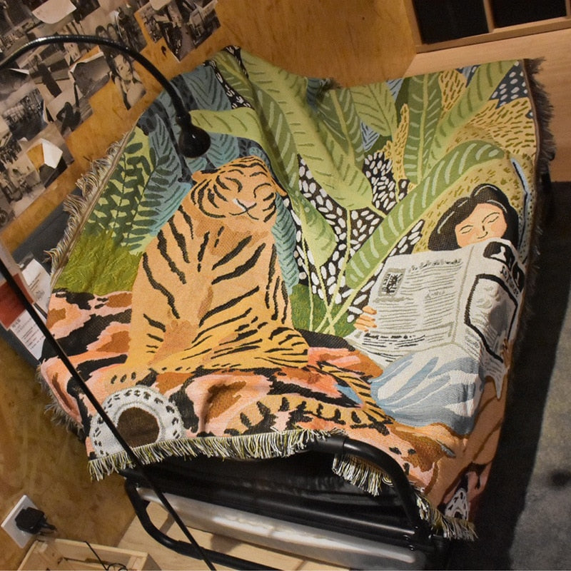 Tiger Newspaper Girl Bohemia Throw Blanket Sofa Cover