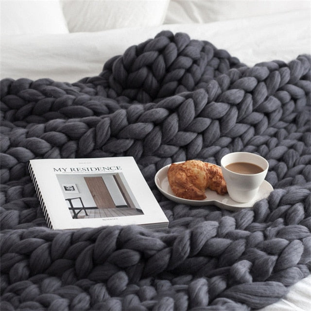 Chunky Knitted Blankets - Handmade Bedspreads Super Thick Yarn - 14 Colours available